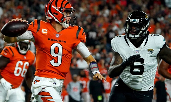 Le concours de puissance entre quarterbacks